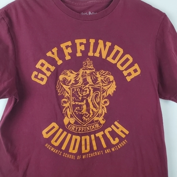 HARRY Potter‎ Tshirt Womens Medium Quidditch Graphic Tee Short sleeve Maroon - Picture 6 of 8